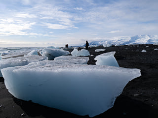 The size of the "diamonds" at Diamond Beach is ever changing with the seasons and sometimes we are lucky!