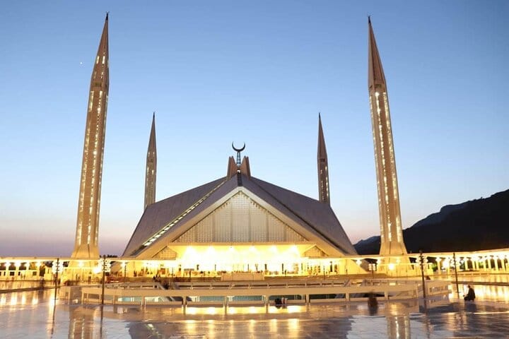 Islamabad and Rawalpindi Sightseeing Tour 7