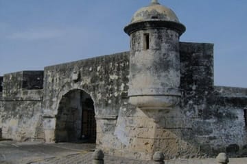 Sunset Bike Tour of Cartagena Bay and Gethsemane