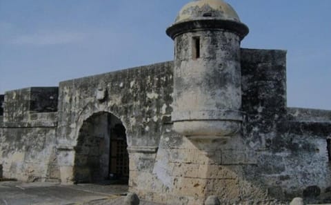 Sunset Bike Tour of Cartagena Bay and Gethsemane