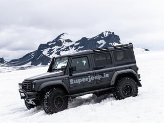 Superjeep