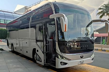 Private Dubai Airport Transfers & Tours by Van, Coach, and Bus