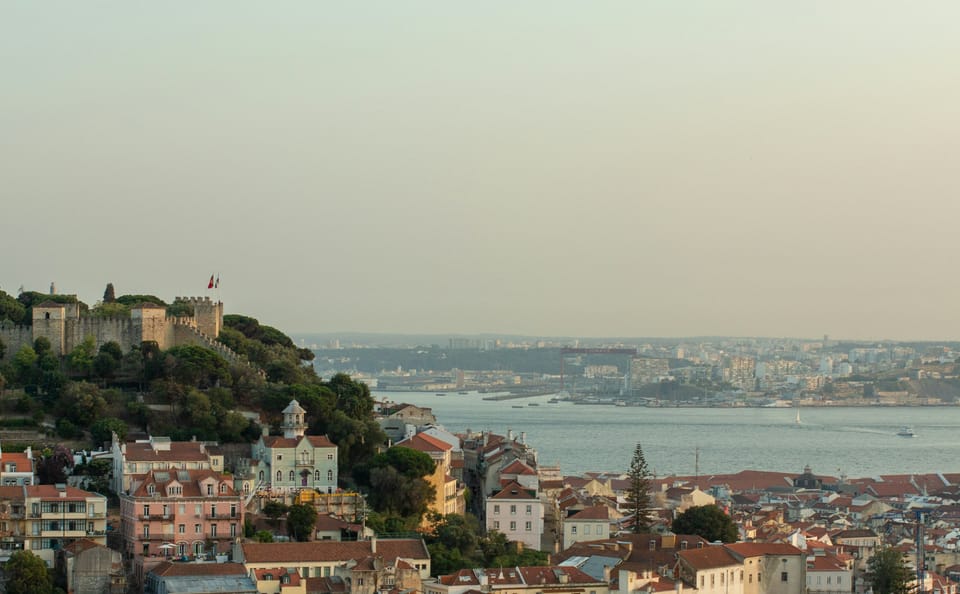 Lisbon Half Day Tour: Alfama Walk and Belém Highlights