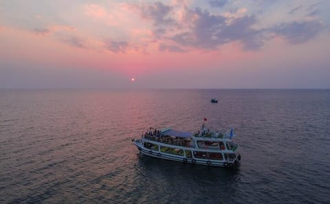 Half-Day Sunset BBQ and Night Squid Fishing in Phu Quoc
