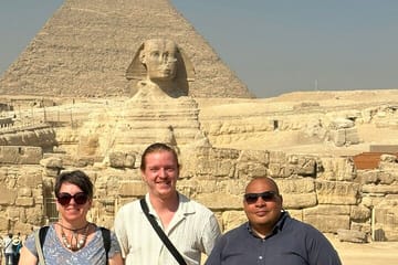 Cairo VIP Tour: Pyramids, Museum, and Khan Al-Khalili Bazaar