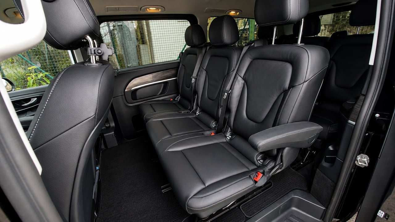 Private Chauffeur by the Hour in Porto – 20 km Included per Hour 10