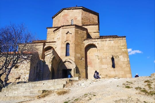 Discover Mtskheta: Scenic Tour from Tbilisi