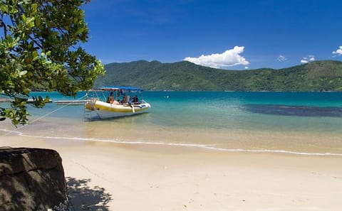Schooner Tour of Paraty Islands with Swimming and Snorkeling