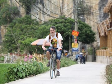 Ninh Binh cycling trip
