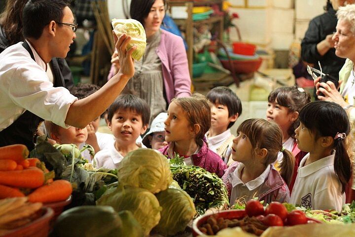 Authentic Vietnamese Cooking Experience in Hanoi: Market to Meal