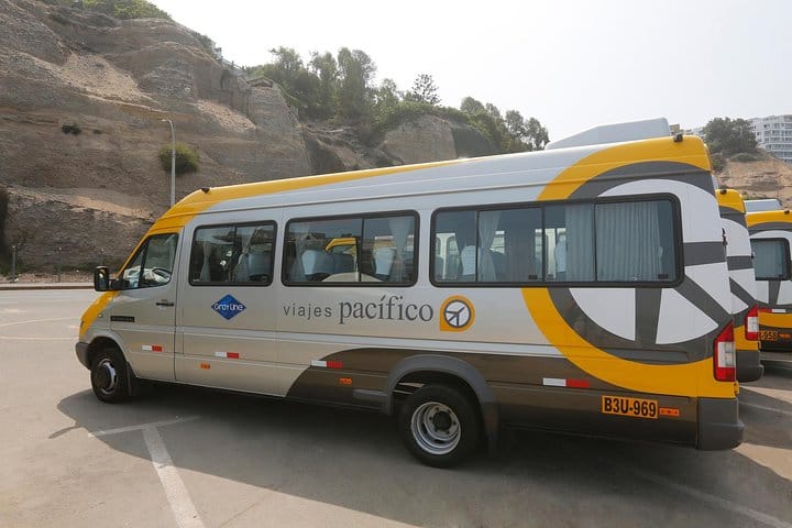 Shared Departure Transfer: Arequipa Hotels to Airport