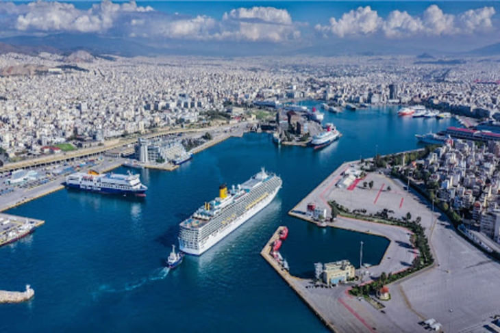 Glyfada to Piraeus Port Transfer taxi minivan
