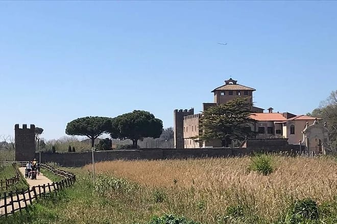 Regina Ciclarum: from Rome to the Sea Along the Sacred River	 photo 5