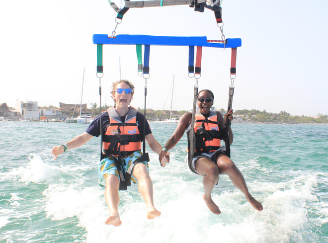 Mega Combo: Parasail, Mayan Ruins & Snorkel in Cancun 3