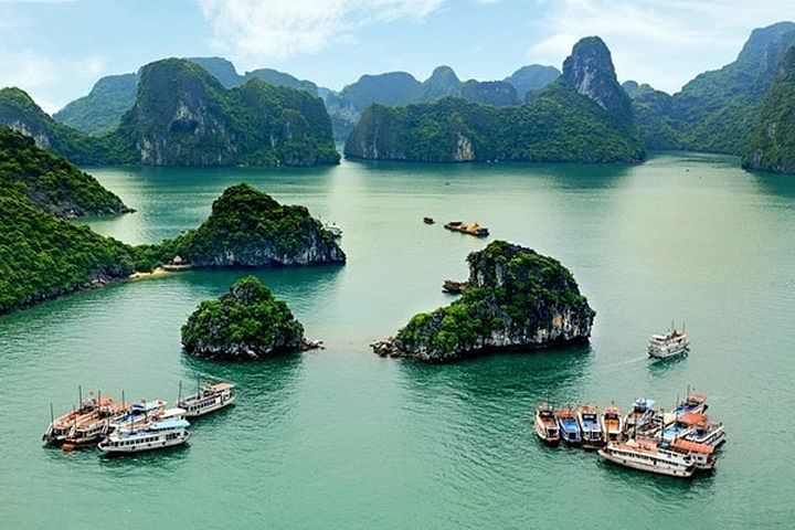 Best of Vietnam Tour: Explore Hanoi, Ha Long Bay, Hue, Hoi An & Mekong Delta