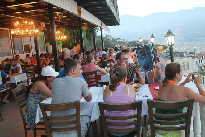 Alanya: Sunset Night Safari with Boat Trip incl. Dinner 10