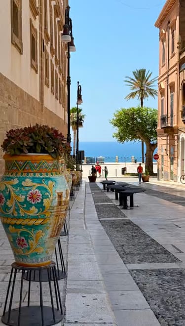 Best of Agrigento: Sciacca, White Cliffs & Temples by Night 8