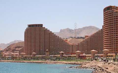 Full-Day Private Guided Tour To Red Sea EL Ain Sokhna From Cairo