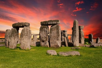 Private Day Trip to Windsor, Stonehenge and Bath from London
