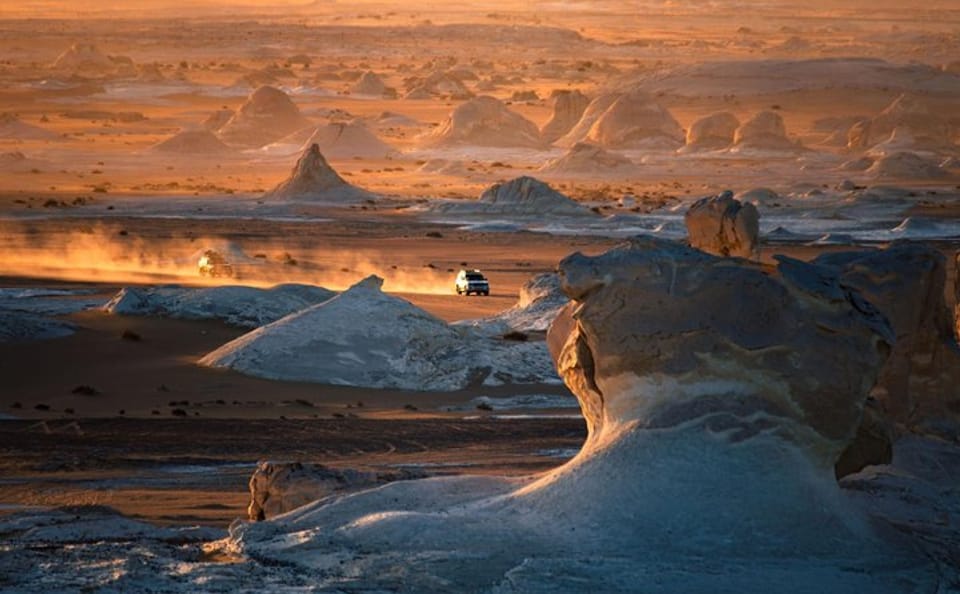 Private Two-Day Adventure in White and Black Deserts