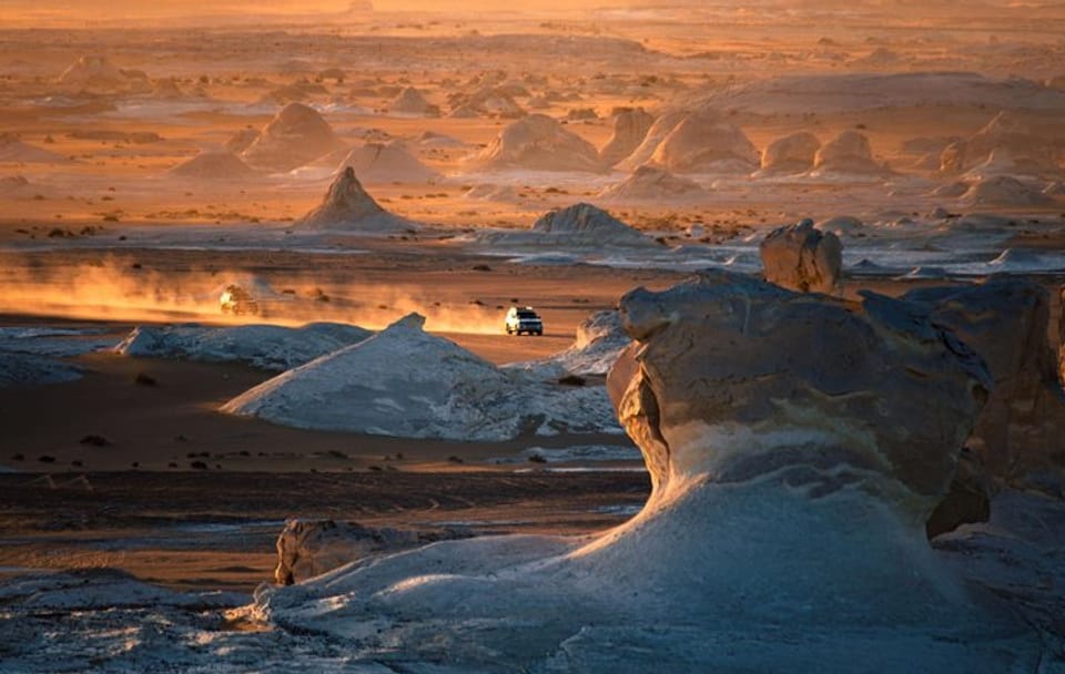 Private Two-Day Adventure in White and Black Deserts