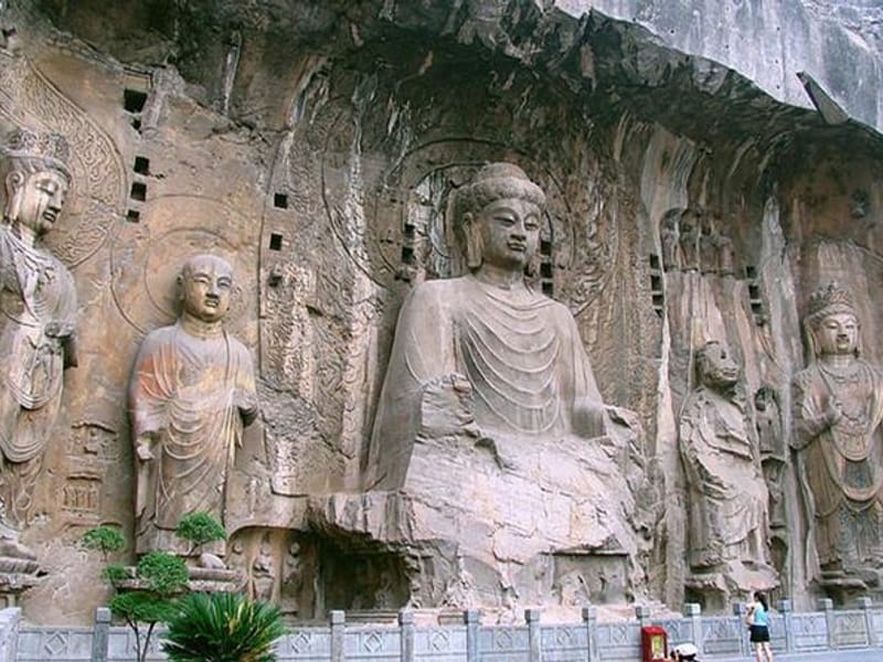 Luoyang Day Trip from Xi'an by High-Speed Train with Longmen Skip
