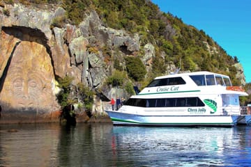 Private Day Tour of Wai-O-Tapu and Huka Falls from Auckland