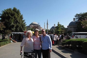Istanbul Cultural Tour: Hagia Sophia, Blue Mosque, Grand Bazaar