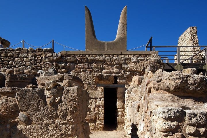 Half Day Private Tour to Knossos Palace (Skip the line) & Panoramic City Tour  8