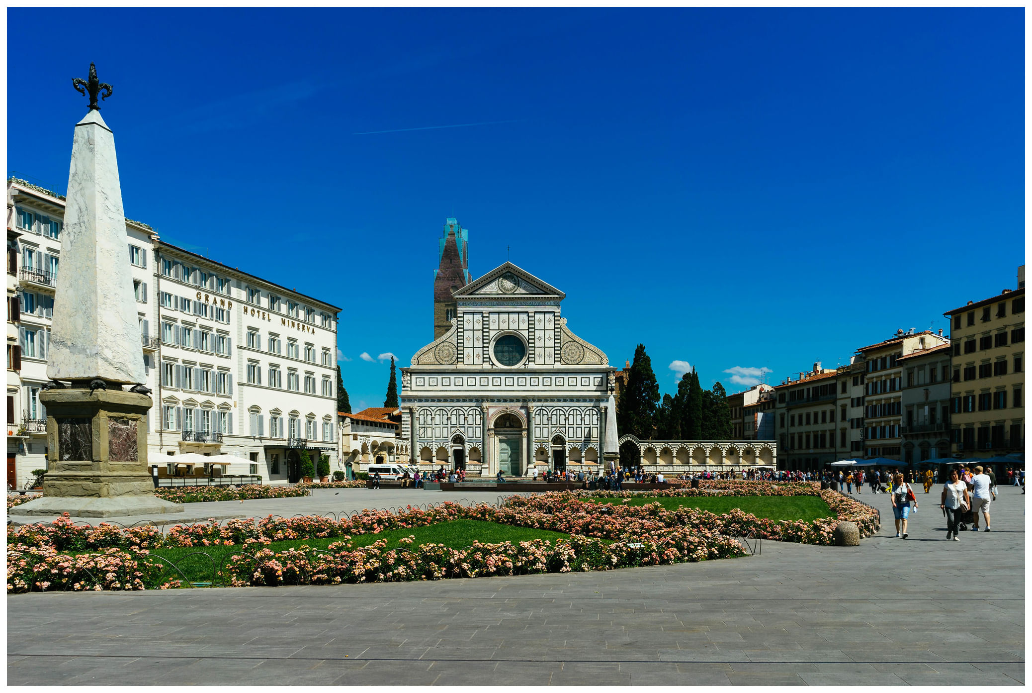 Wide view of Santa Maria Novella Square with Santa Maria Novella Church in the background