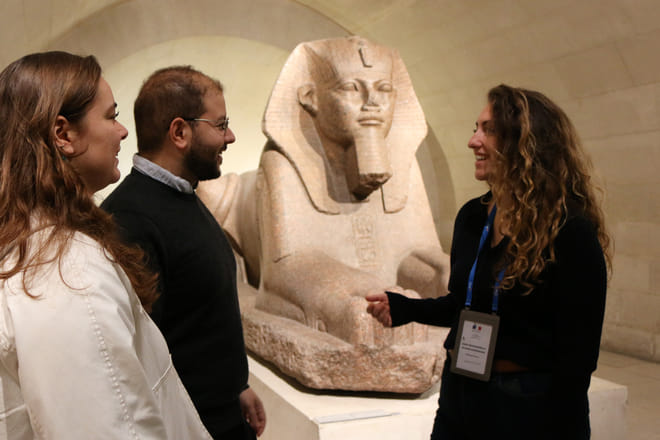 Private Louvre Tour with Hotel Pickup in Paris – Comfort & Expert Guide