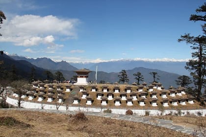 14 Days Bhutan Cultural Tour With 2-Day Trek in Bumthang Valley