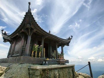 Yen Tu Mountain