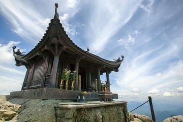 Full-Day Cultural Tour of Yen Tu Mountain from Hanoi