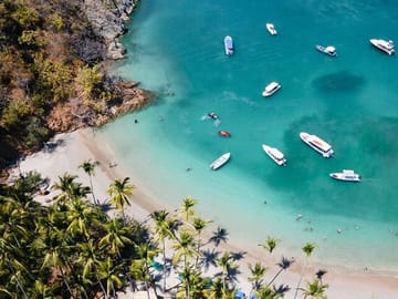 Full Day Tortuga Island Tour from San José with Lunch