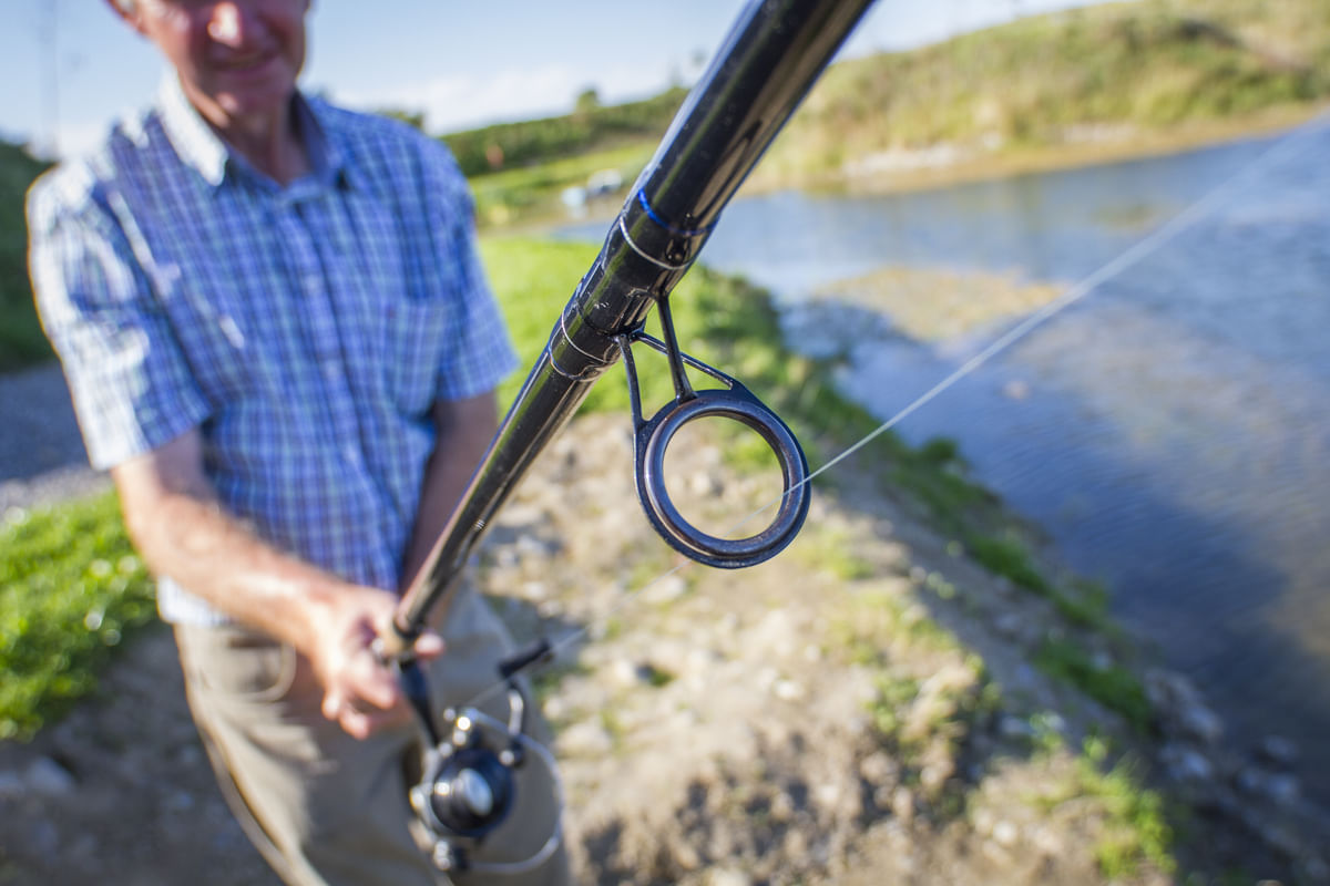 Pike shore fishing on Lough Corrib. Galway. Private guided. French/Eng