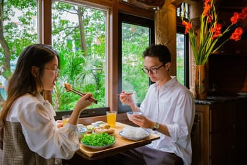 Hanoi Food Tour: Explore Ba Đình's Hidden Alleys and Cuisine