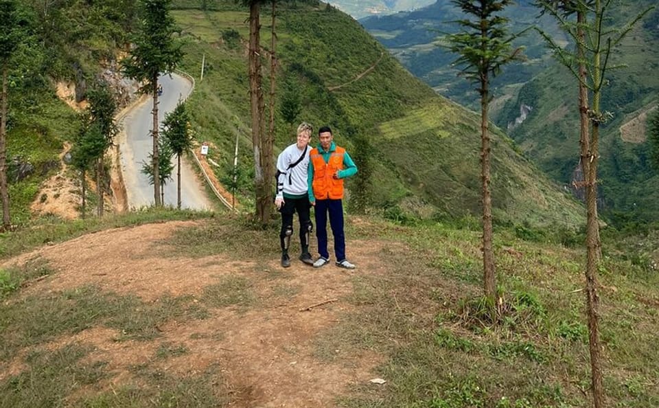 Ha Giang Loop 2-Day Car Tour Through the Mountains