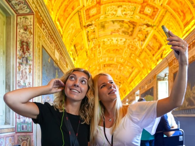 Semi Private Rome in a Day: Colosseum, Sistine Chapel & Vatican
