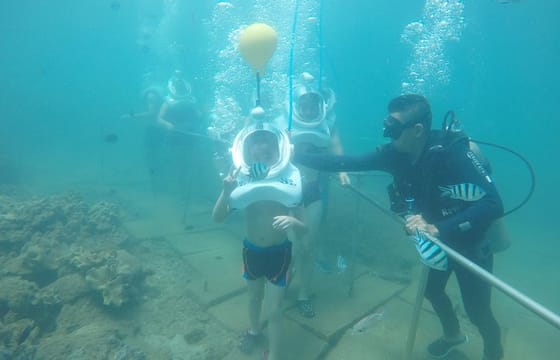 Cham Island Sea Trek and Snorkeling by Speedboat