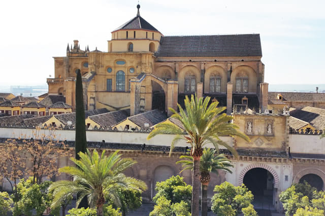 Mosque and Jewish Quarter Tour in Cordoba photo 4