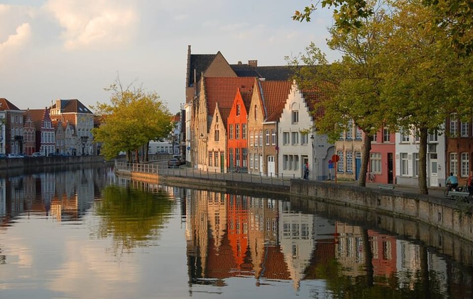 Private 2-Hour Walking Tour of Bruges' Historic Highlights