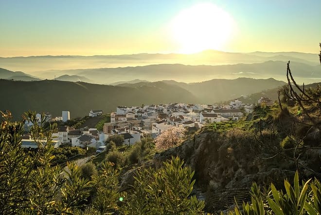 El Saltillo Gorge and white village hiking Tour from Malaga 4
