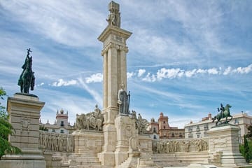 Private Walking Tour of Cádiz: Cathedral, Roman Theatre, and More