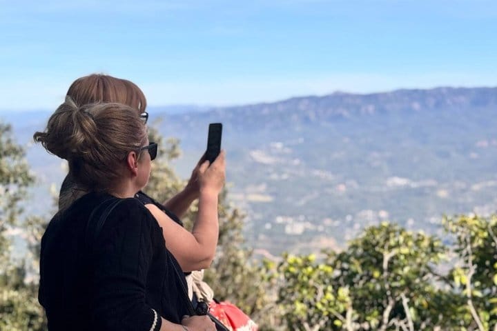 Day trip to Montserrat. Private tour. Know all the secrets 9
