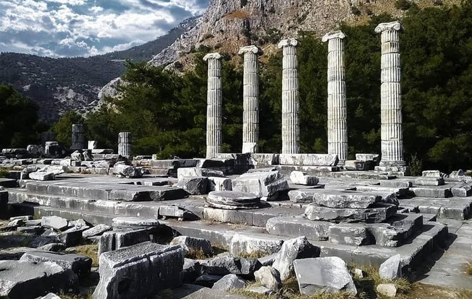 Ancient Cities Tour: Priene, Miletos, and Didyma from Kusadasi