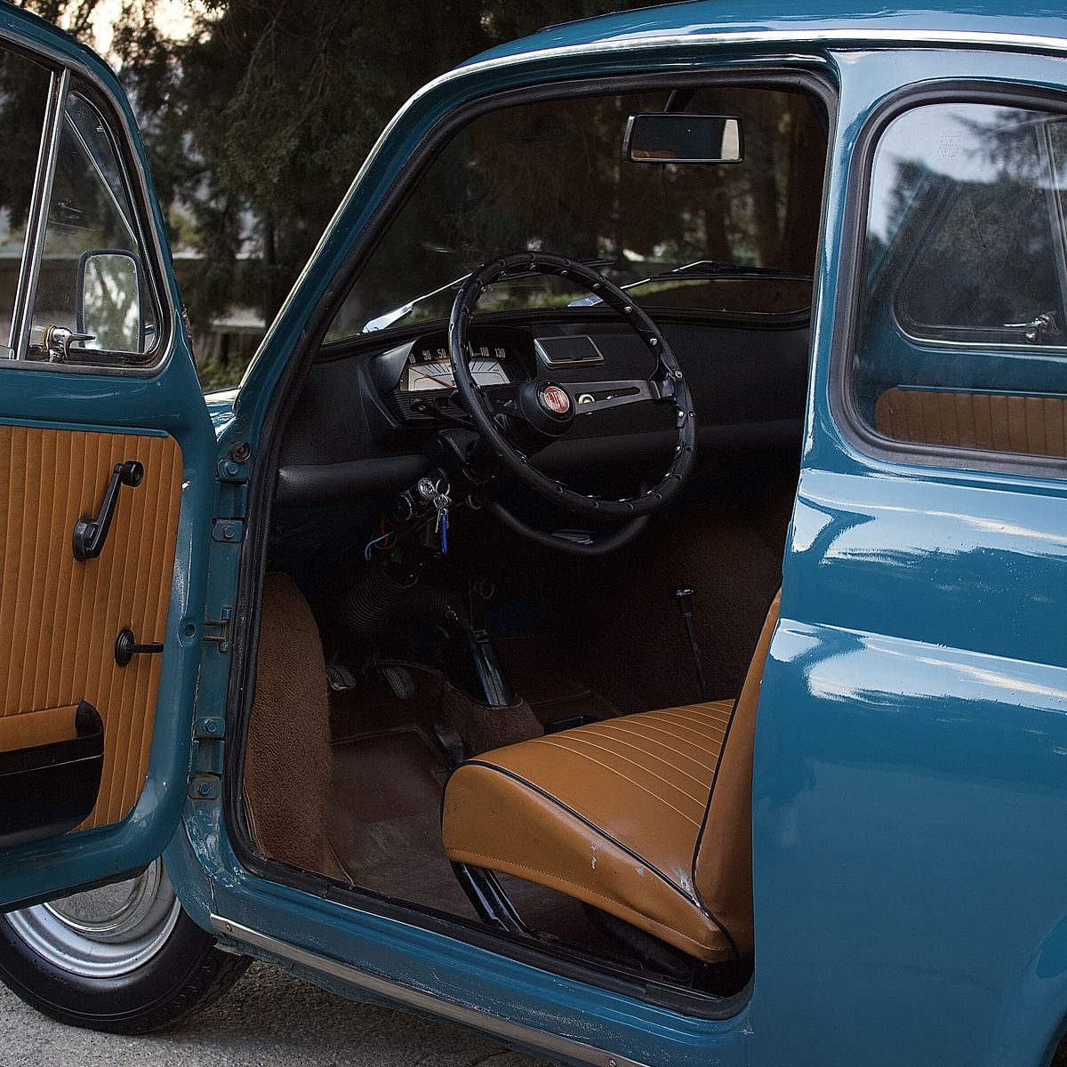 BUONGIORNO FIAT 500! Classic Guided Wine Tour in Chianti Wine Region included Tuscan Lunch and tasting (6 hrs)