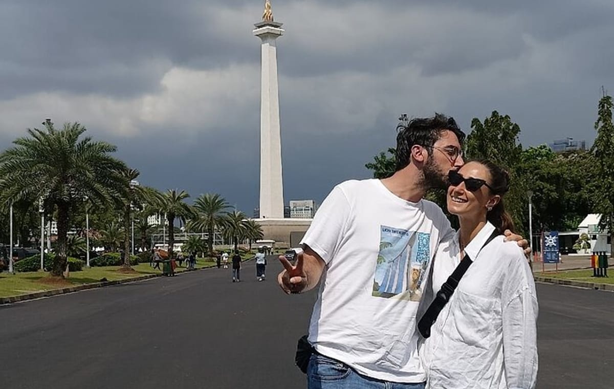 Jakarta Half Day Visit The Monument with Highlight City Tour