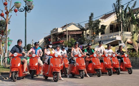 Hoi An Night Food Tour by Electric Scooter
