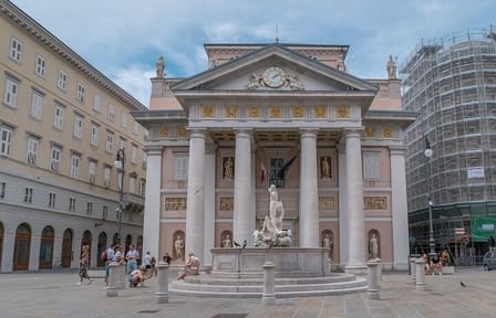Private Historic Walking Tour in Trieste's Cultural Landmarks